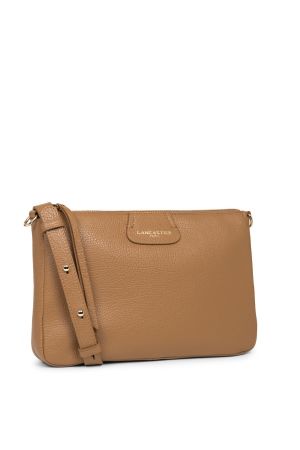 pochette avec bandoulière Dune Lancaster en cuir grainé camel
